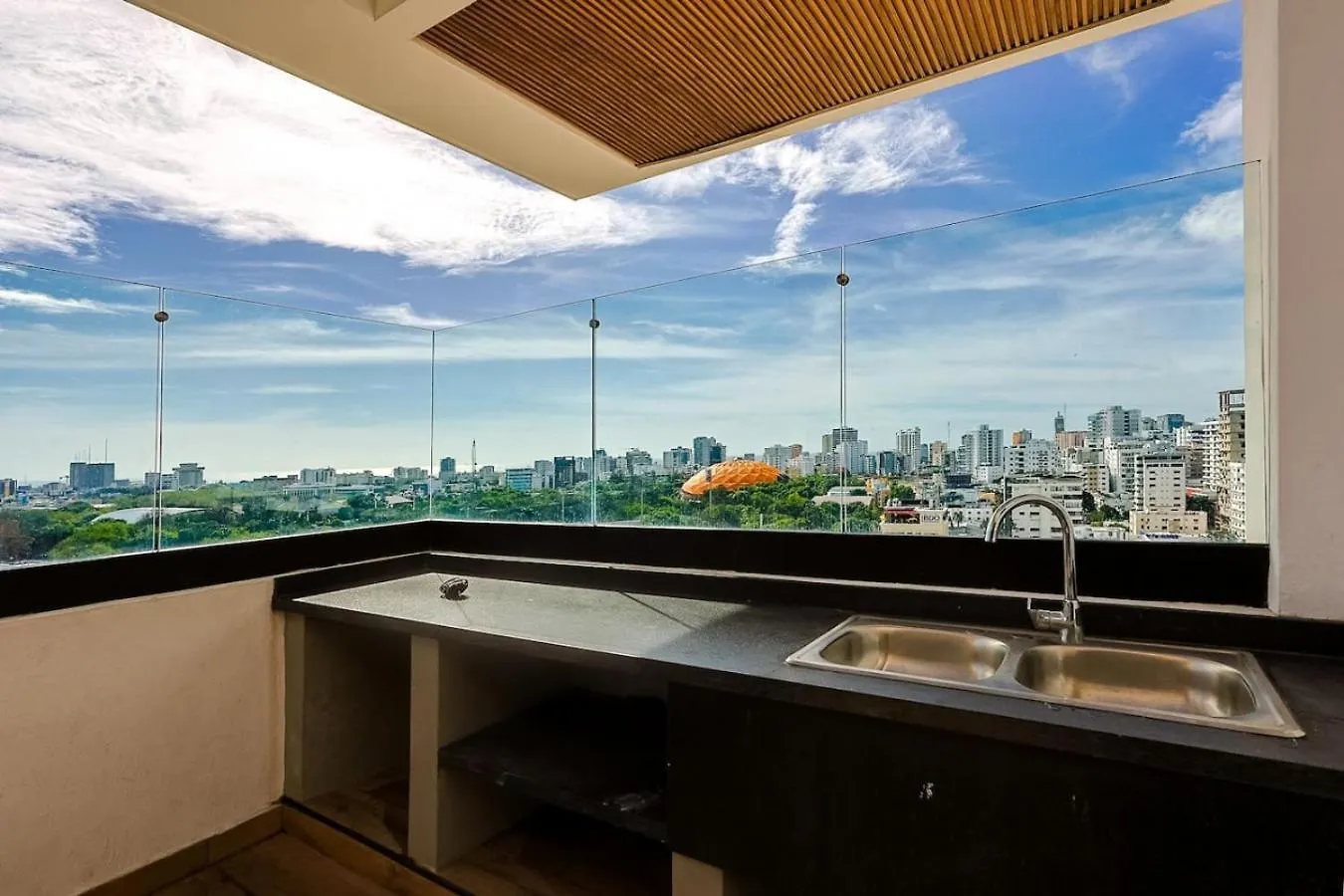 Luxury 2Br City Center Condo Santo Domingo