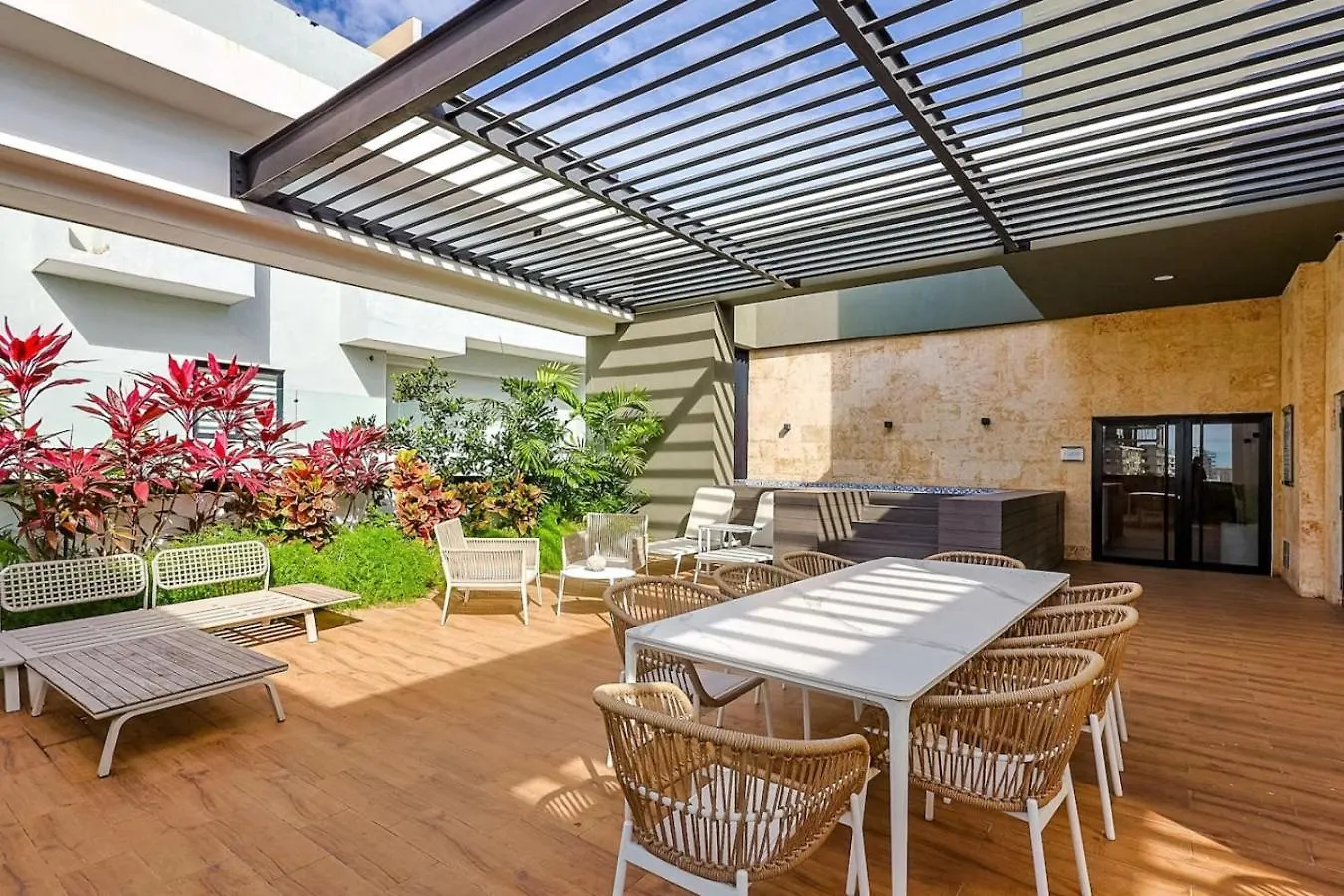 Luxury 2Br City Center Condo Santo Domingo
