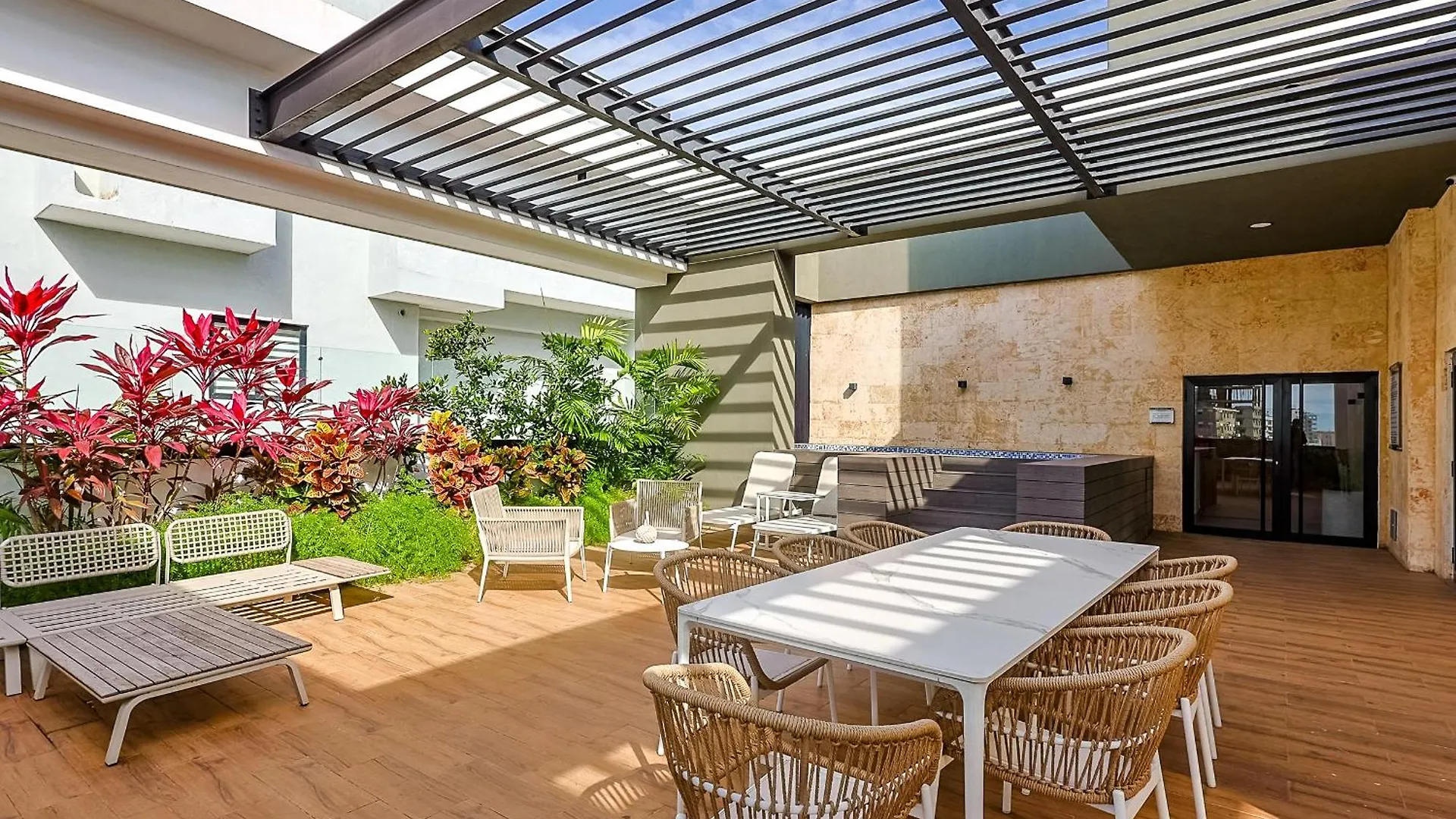 Luxury 2Br City Center Condo Santo Domingo